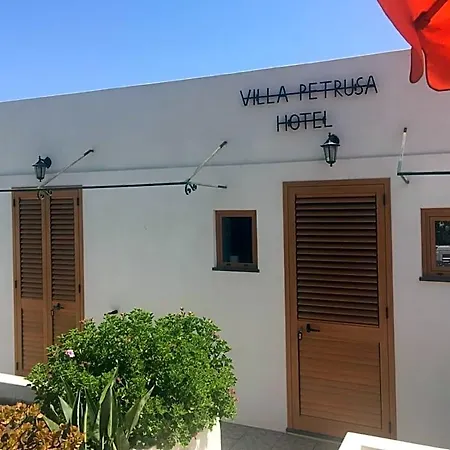 Hotel Petrusa 2*